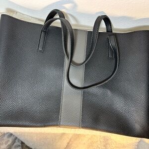VINCE CAMUTO| Black Vegan Leather Tote